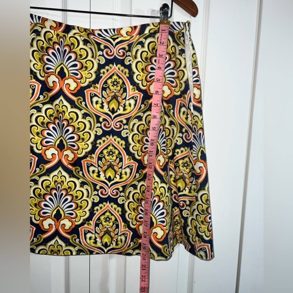 J. Crew Mini Skirt. Size 6. LIKE NEW. - Picture 5 of 7